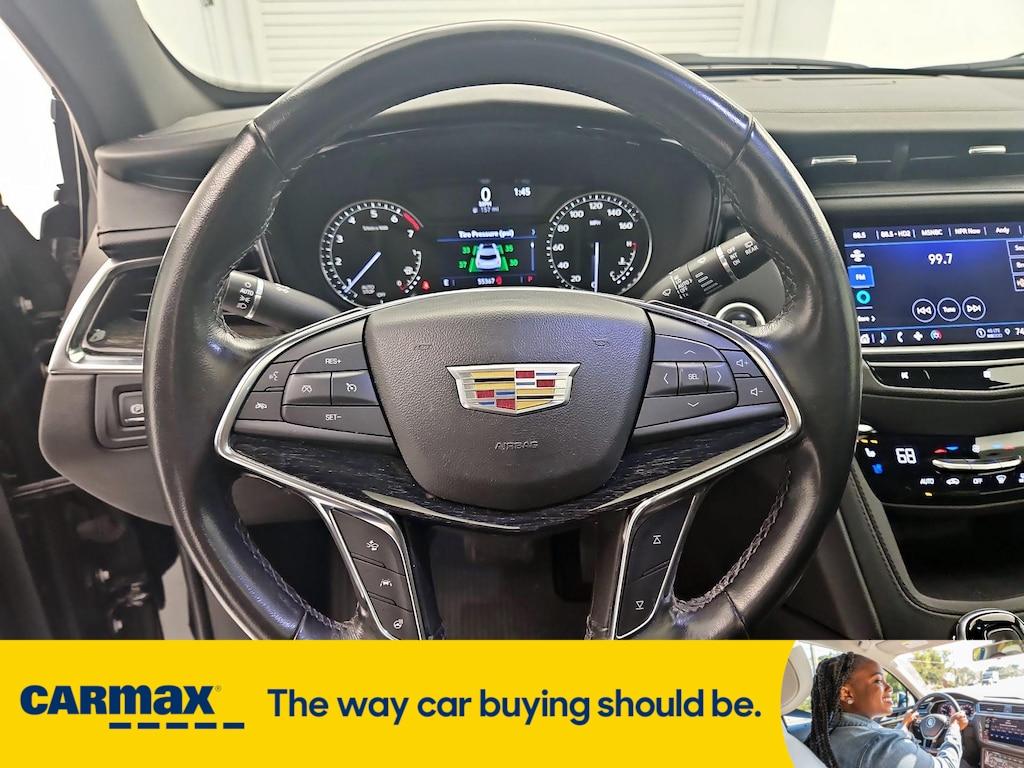 used 2021 Cadillac XT5 car, priced at $25,998