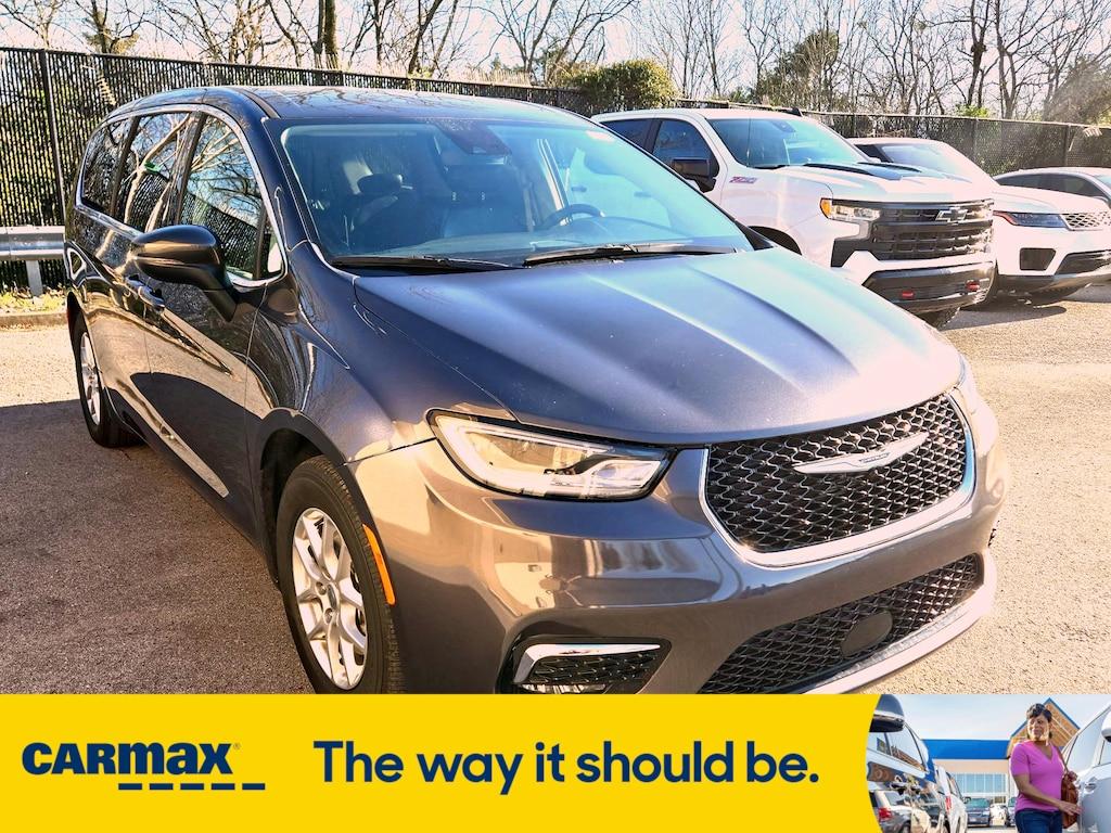 used 2023 Chrysler Pacifica car, priced at $27,998