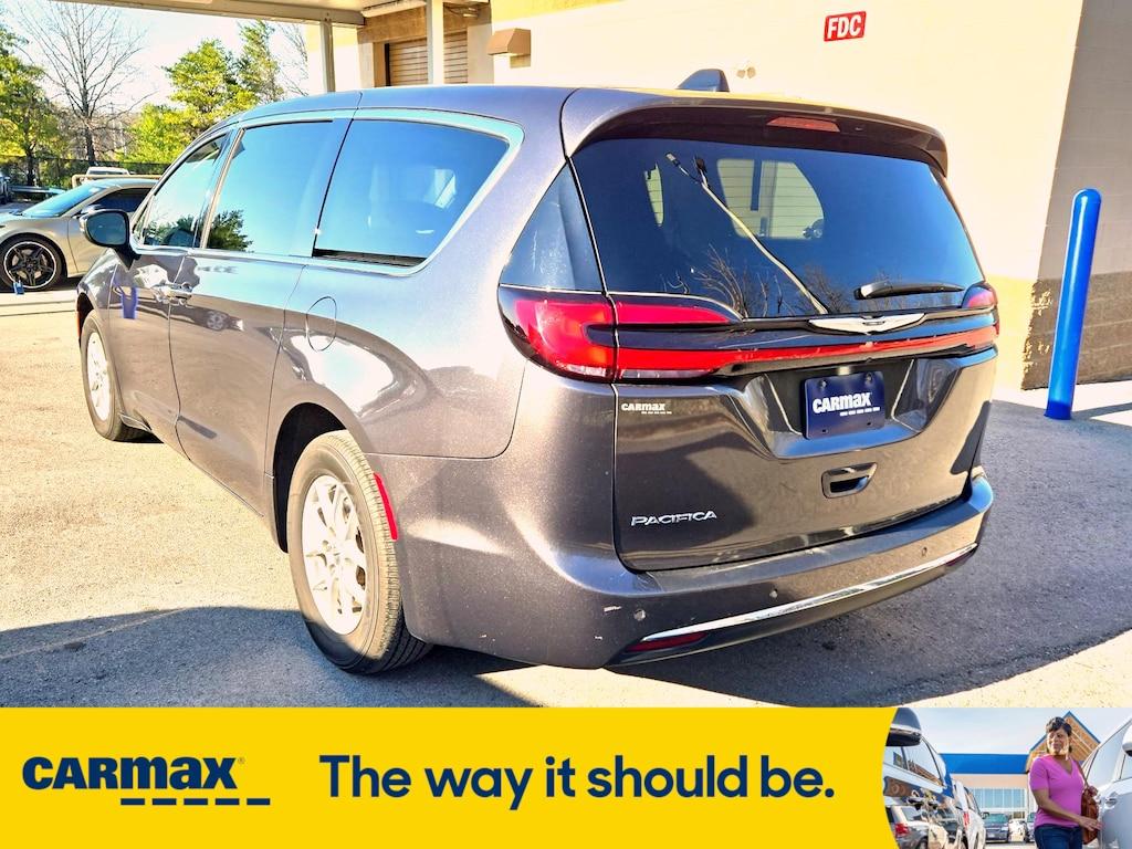 used 2023 Chrysler Pacifica car, priced at $27,998