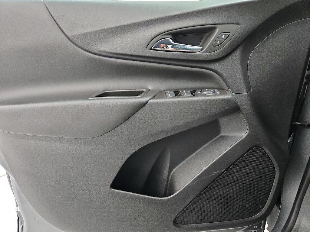 used 2023 Chevrolet Equinox car, priced at $22,998