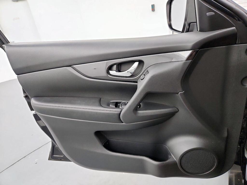 used 2017 Nissan Rogue car, priced at $14,998