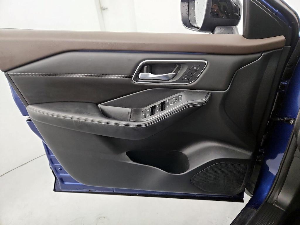 used 2023 Nissan Rogue car, priced at $28,998