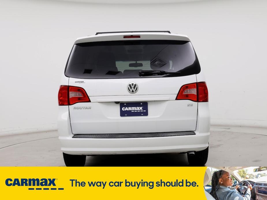 used 2014 Volkswagen Routan car, priced at $14,998