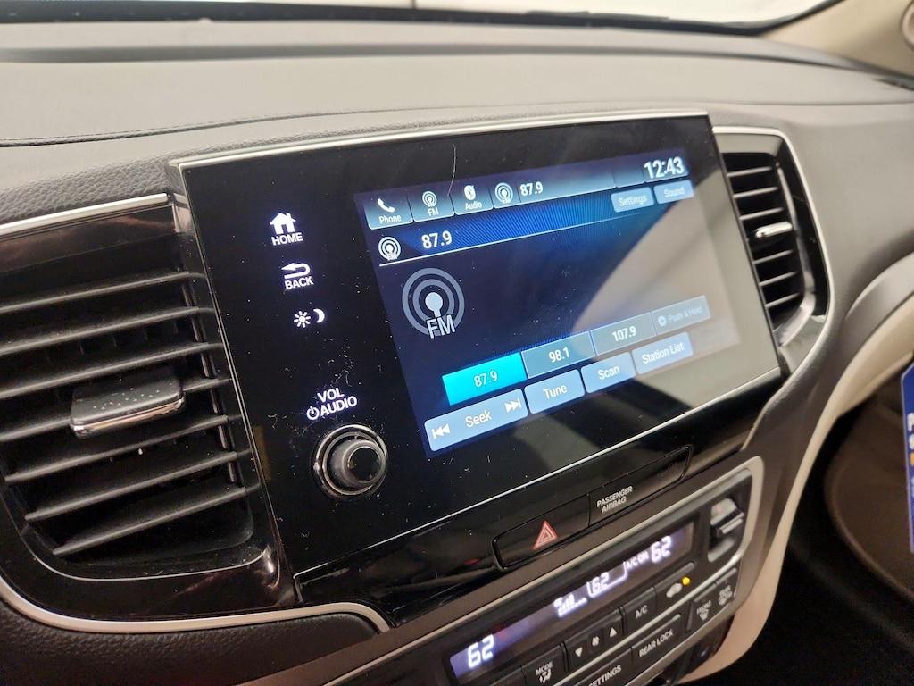 used 2022 Honda Pilot car, priced at $30,998