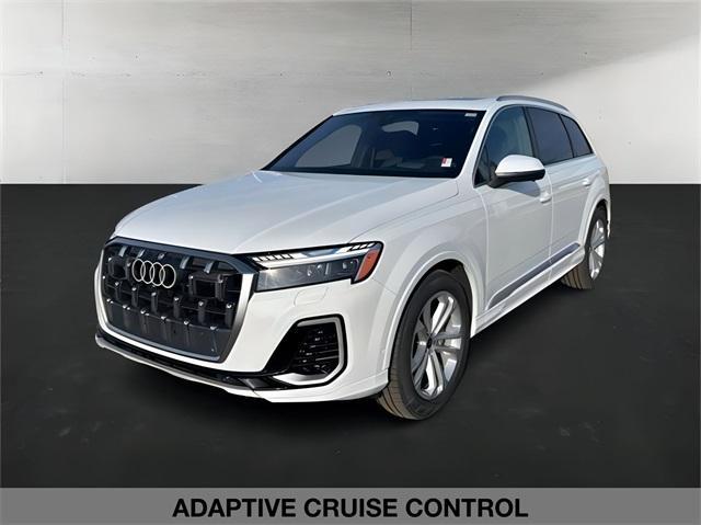 new 2025 Audi Q7 car, priced at $81,310