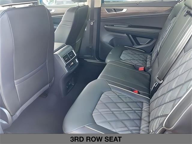 new 2025 Volkswagen Atlas car, priced at $54,999