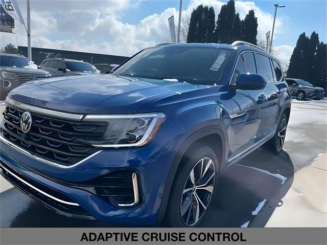 new 2025 Volkswagen Atlas car, priced at $54,999