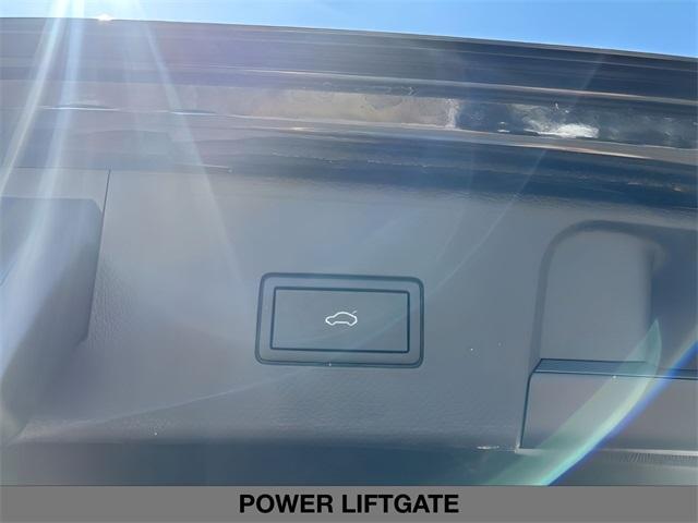 used 2024 Volkswagen Atlas car, priced at $37,600