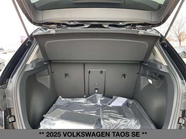new 2025 Volkswagen Taos car, priced at $29,999