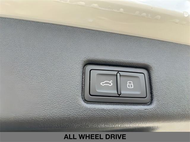 new 2025 Audi Q5 car, priced at $61,300