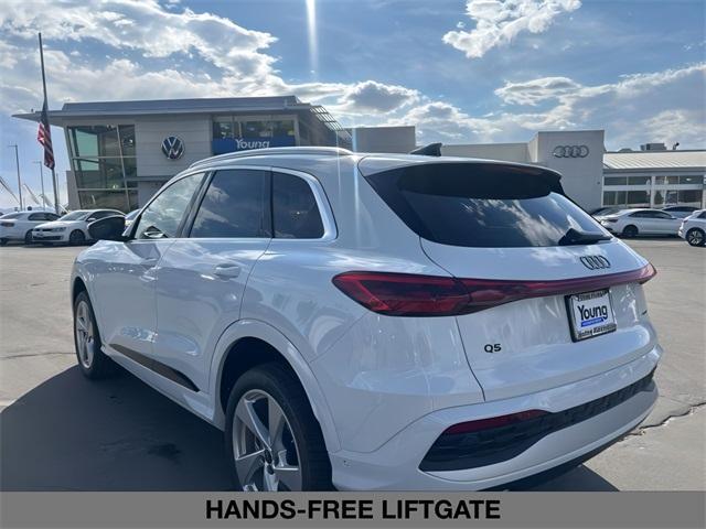 new 2025 Audi Q5 car, priced at $61,300