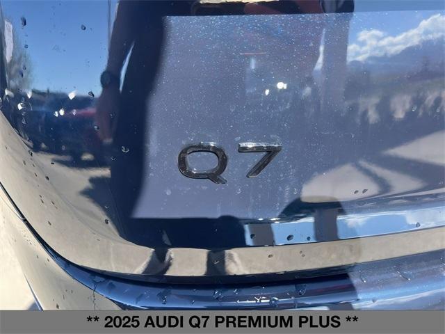 new 2025 Audi Q7 car, priced at $73,350