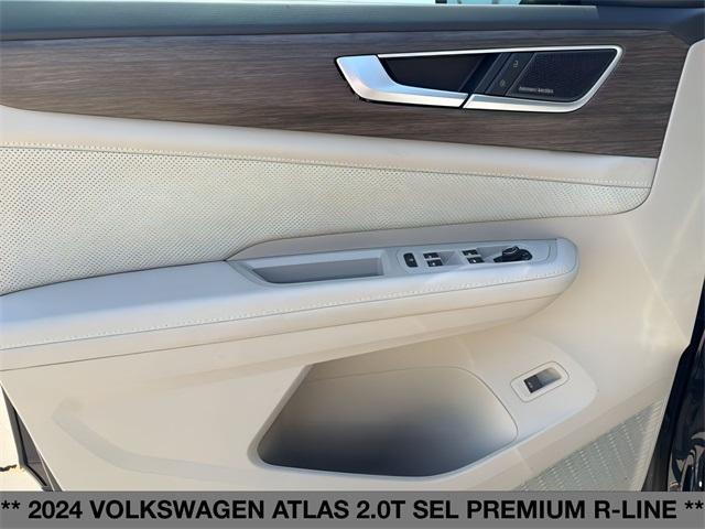 used 2024 Volkswagen Atlas car, priced at $40,994