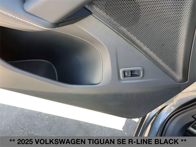 new 2025 Volkswagen Tiguan car, priced at $39,931