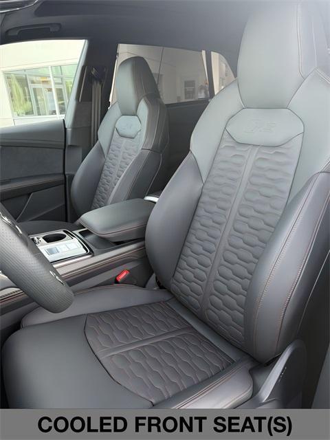 new 2025 Audi RS Q8 car, priced at $152,095