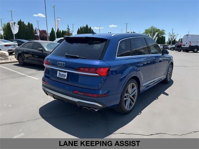 new 2025 Audi SQ7 car