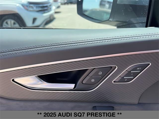new 2025 Audi SQ7 car