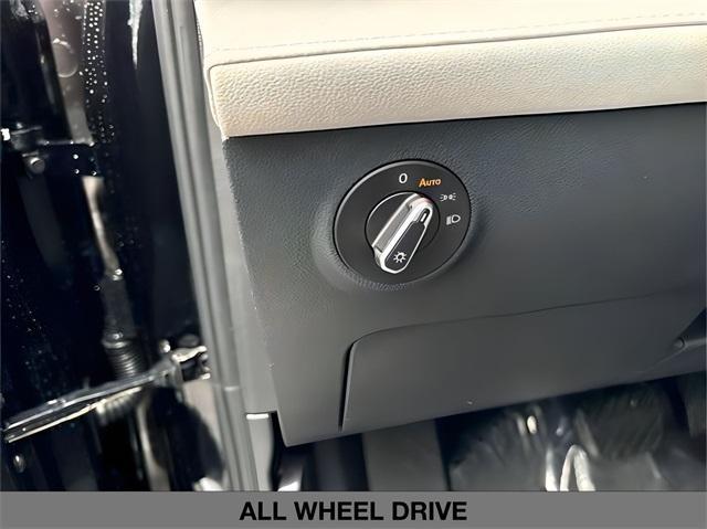 new 2025 Volkswagen Taos car, priced at $35,998