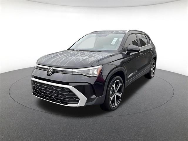 new 2025 Volkswagen Taos car, priced at $35,998