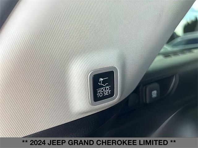 used 2024 Jeep Grand Cherokee car, priced at $34,999