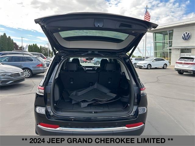 used 2024 Jeep Grand Cherokee car, priced at $34,999