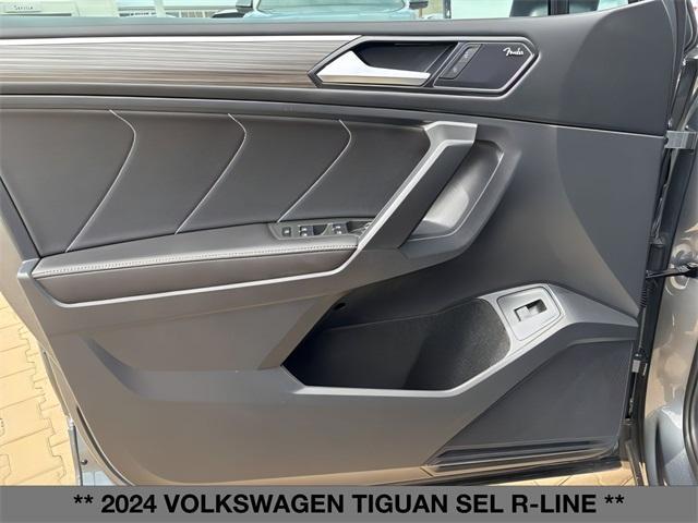 used 2024 Volkswagen Tiguan car, priced at $33,499