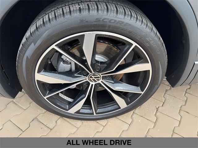 used 2024 Volkswagen Tiguan car, priced at $33,499