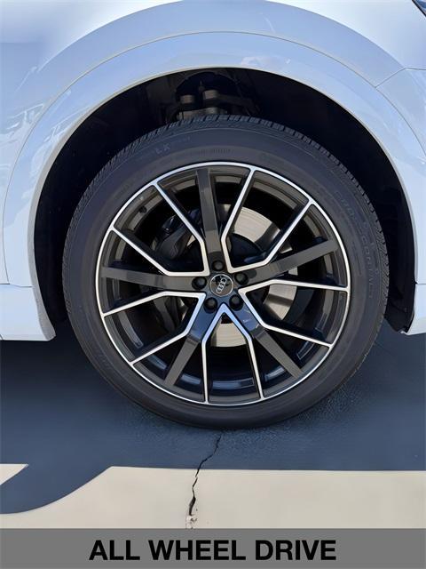 used 2020 Audi SQ8 car, priced at $59,998