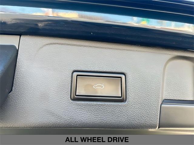 used 2019 Volkswagen Atlas car, priced at $16,250