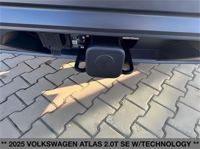 new 2025 Volkswagen Atlas car, priced at $44,990