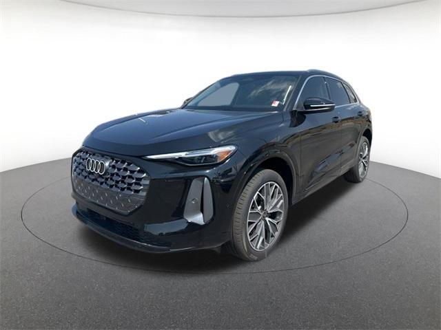 new 2025 Audi Q5 car, priced at $61,390