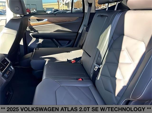 new 2025 Volkswagen Atlas car, priced at $44,930