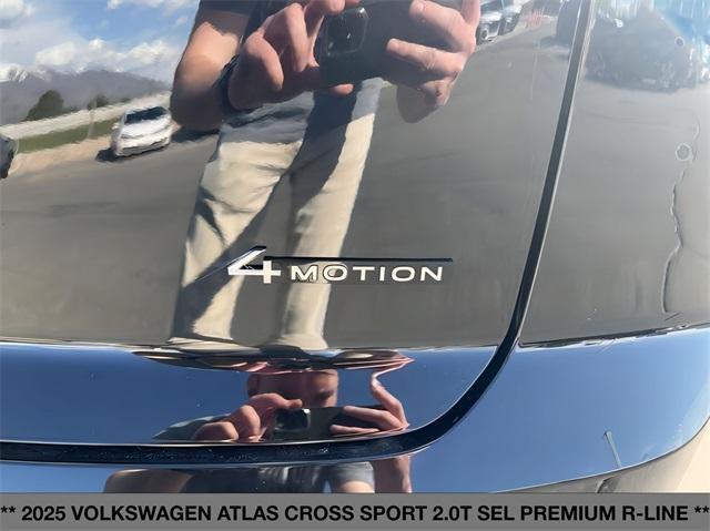 new 2025 Volkswagen Atlas Cross Sport car, priced at $55,016
