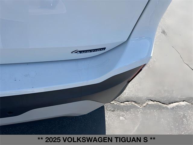 new 2025 Volkswagen Tiguan car, priced at $33,421
