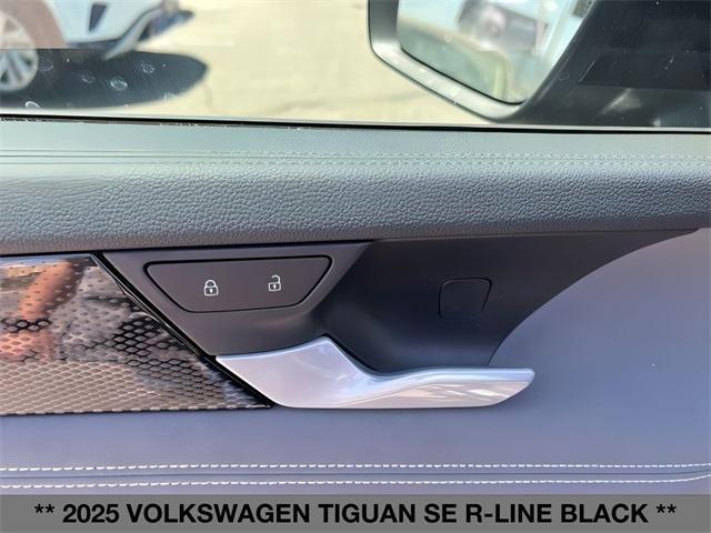 new 2025 Volkswagen Tiguan car, priced at $39,931