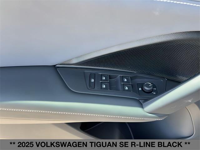 new 2025 Volkswagen Tiguan car, priced at $39,931