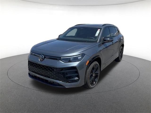 new 2025 Volkswagen Tiguan car, priced at $39,931