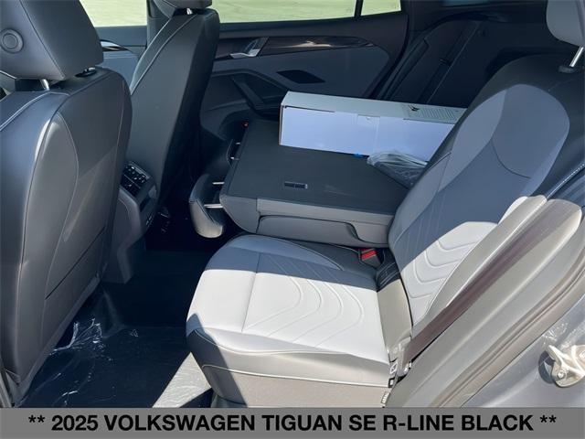 new 2025 Volkswagen Tiguan car, priced at $39,931