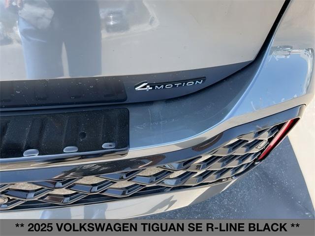 new 2025 Volkswagen Tiguan car, priced at $39,931