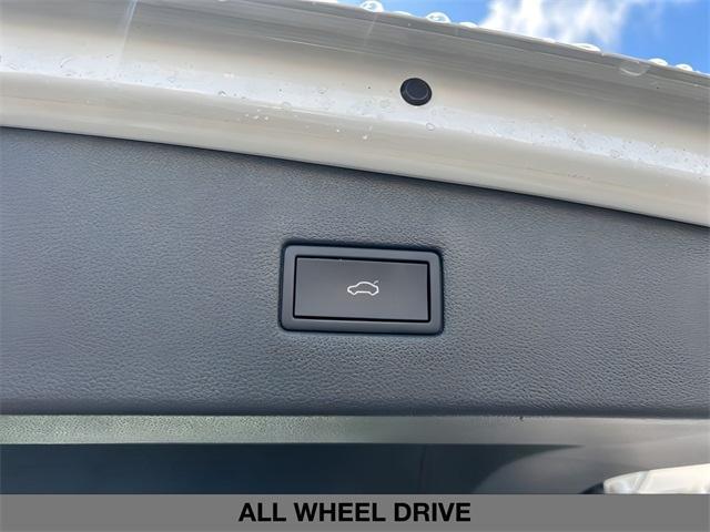 used 2022 Volkswagen Tiguan car, priced at $22,999