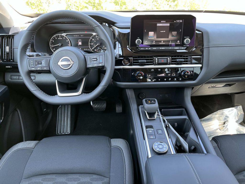 new 2025 Nissan Pathfinder car, priced at $35,174