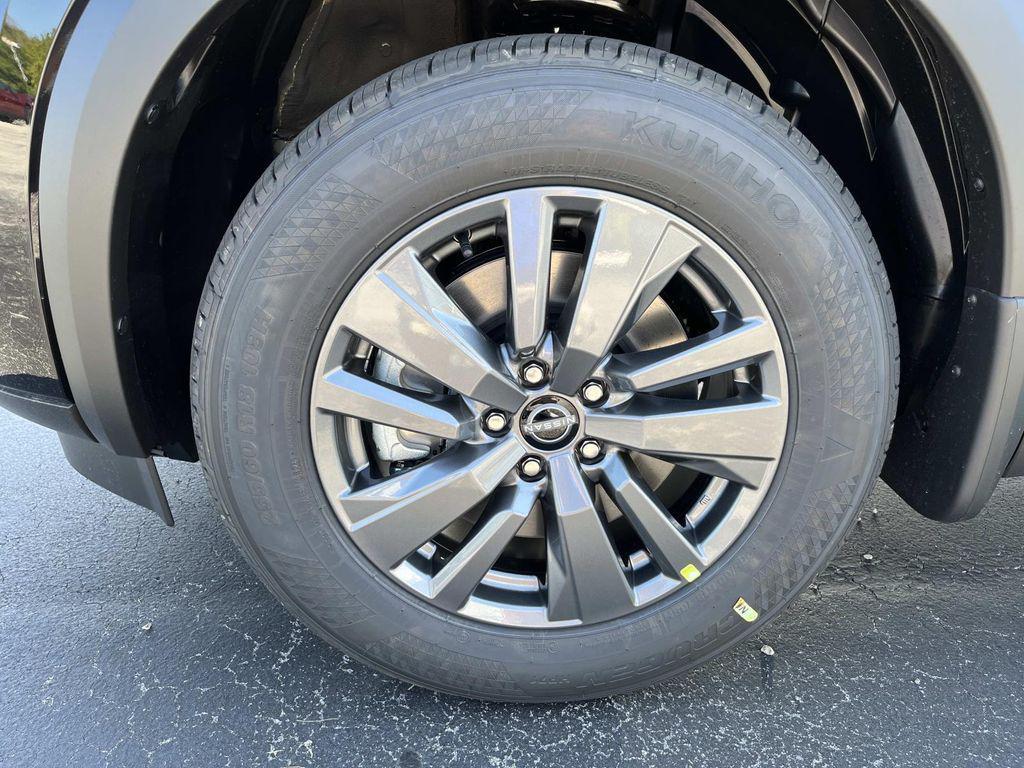 new 2025 Nissan Pathfinder car, priced at $35,606