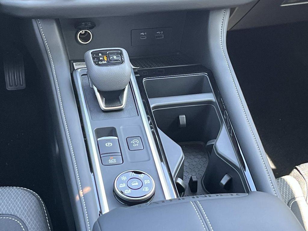 new 2025 Nissan Pathfinder car, priced at $35,606
