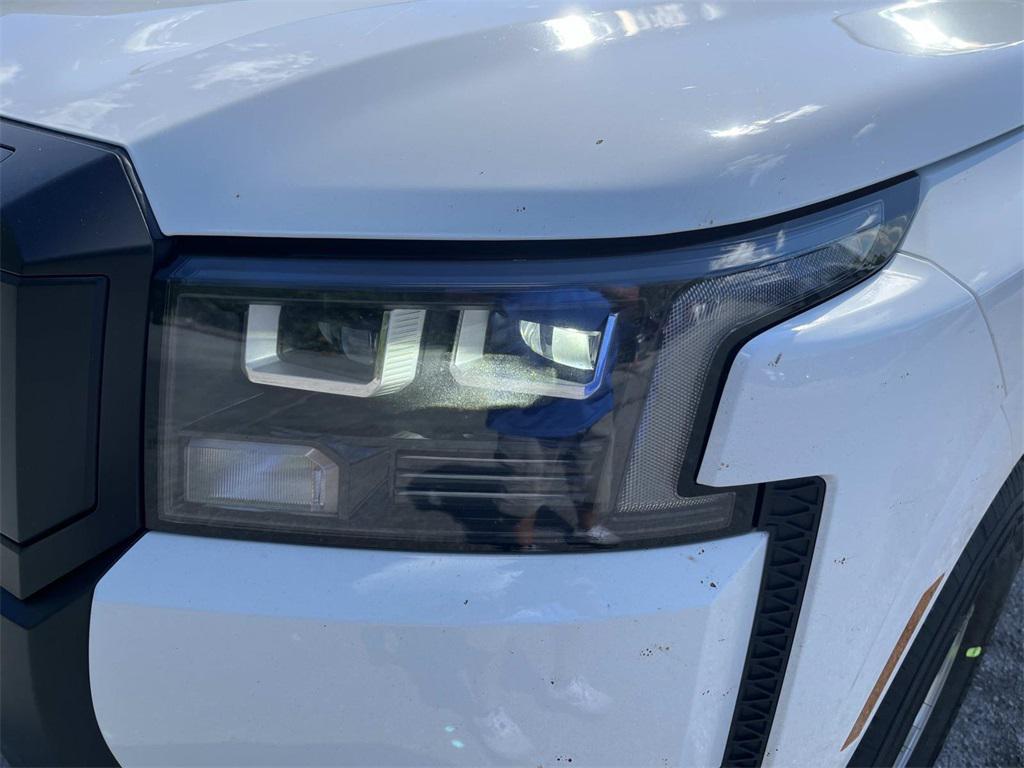 new 2026 Nissan Frontier car, priced at $33,340