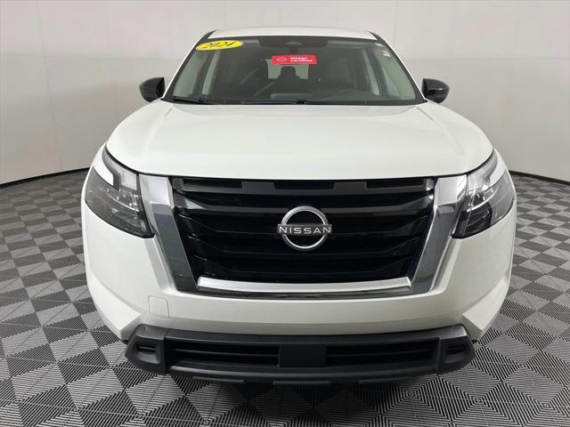 used 2024 Nissan Pathfinder car, priced at $30,481