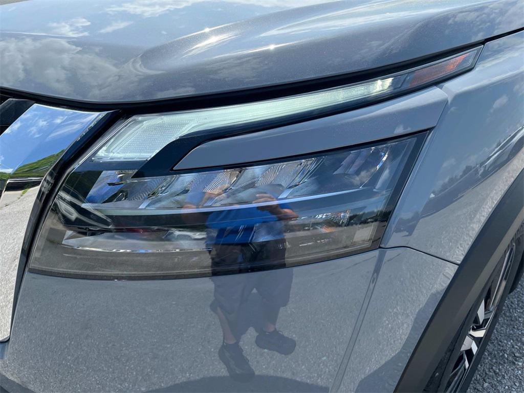 new 2025 Nissan Pathfinder car, priced at $50,348