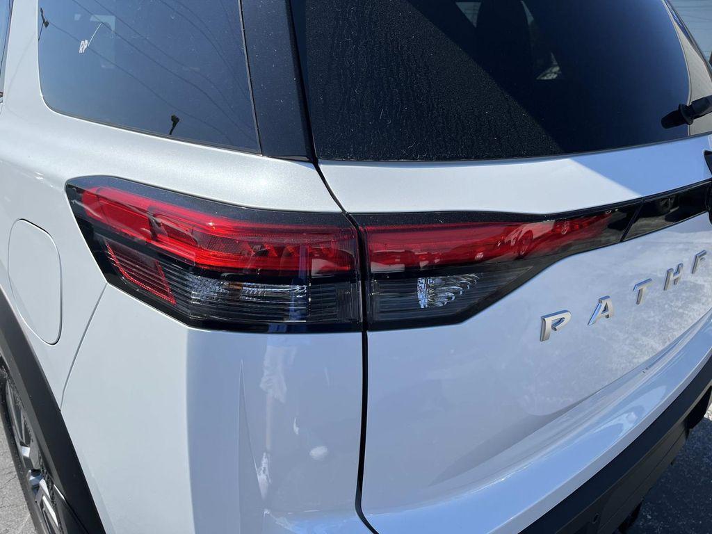 new 2025 Nissan Pathfinder car, priced at $37,410