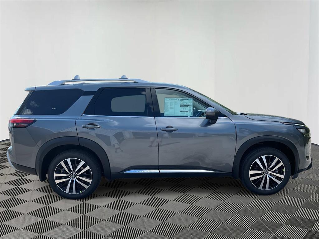 new 2025 Nissan Pathfinder car, priced at $49,101
