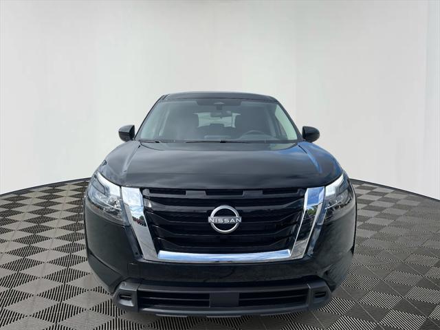 new 2025 Nissan Pathfinder car, priced at $34,991