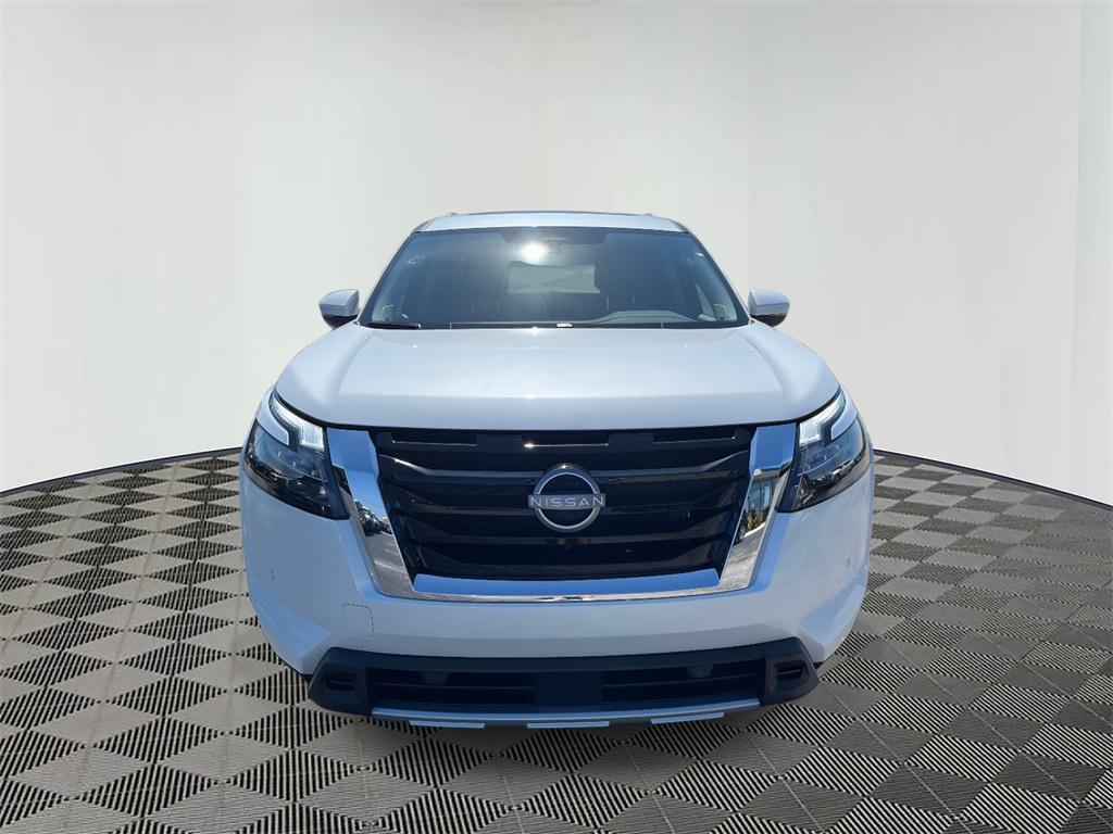 new 2025 Nissan Pathfinder car, priced at $40,844